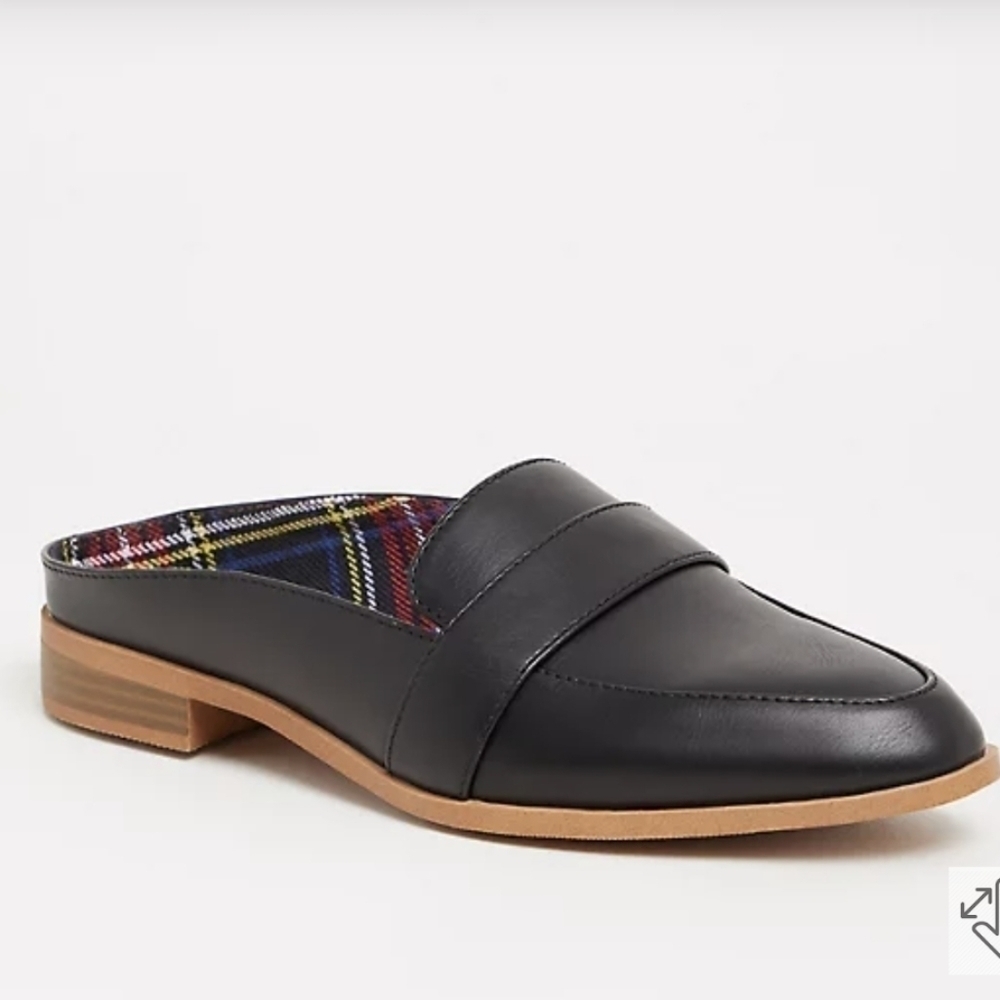 Torrid Women Loafer Flats Mules sz 8W Wide